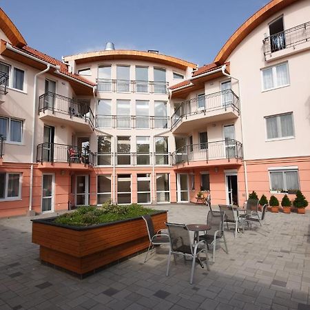 Panorama Wellness Apartman Hotel Hajdúszoboszló Eksteriør bilde