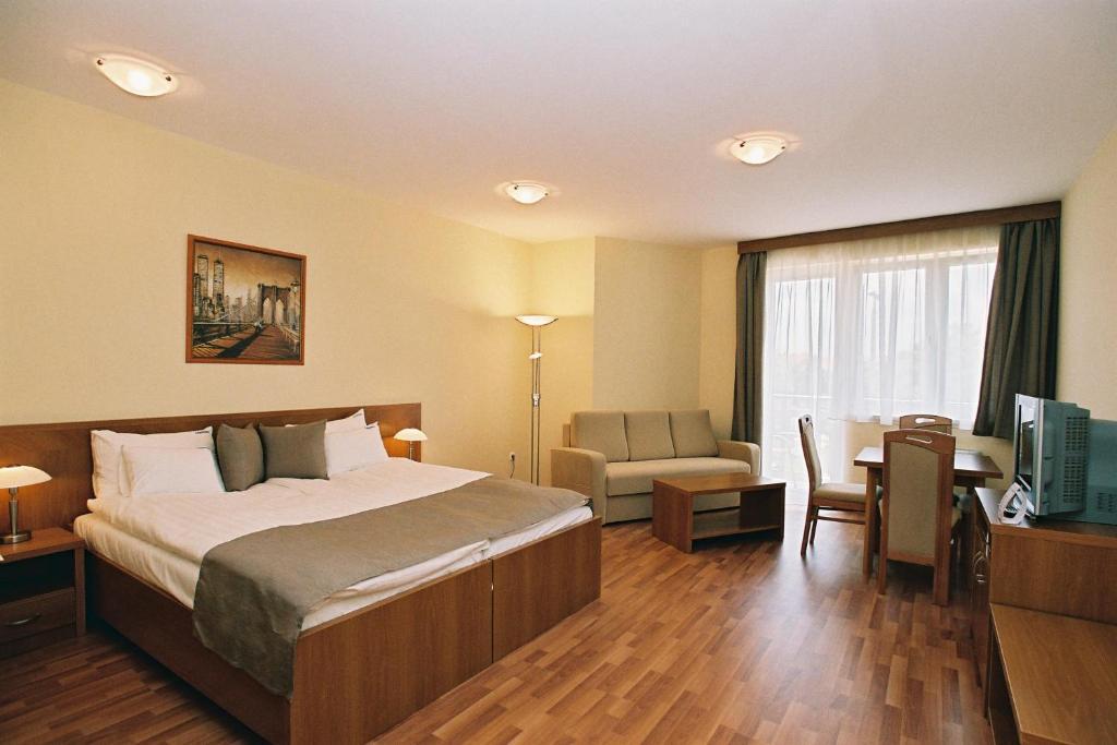Panorama Wellness Apartman Hotel Hajdúszoboszló Eksteriør bilde